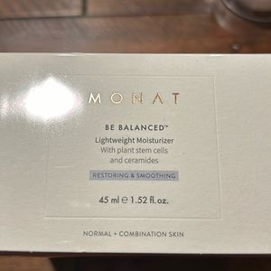 Monat Be Balanced Lightweight Moisturizer